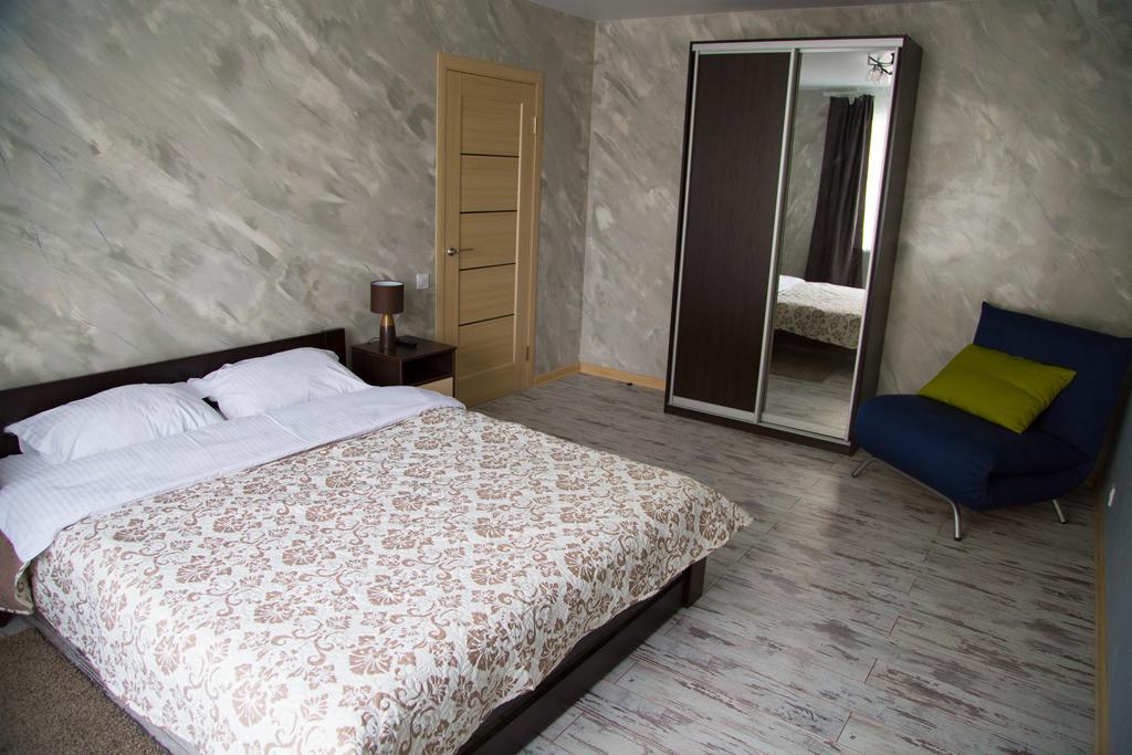 Ferienwohnung Flat2Let Boryspilʼ Exterior foto
